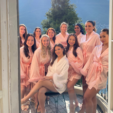 Load image into Gallery viewer, Hollywood Robe